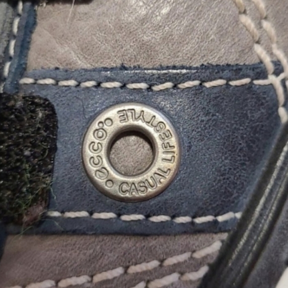 Ecco Childrens Grey blue Leather velcro Sneaker hiking shoes EU 28 USA 11 C - Picture 11 of 16